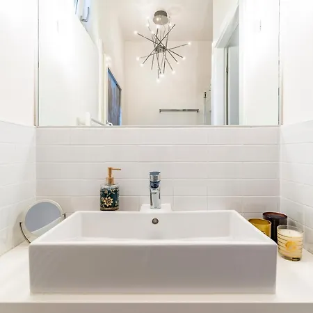 Snug With Private Courtyard M0270422677 Венеция