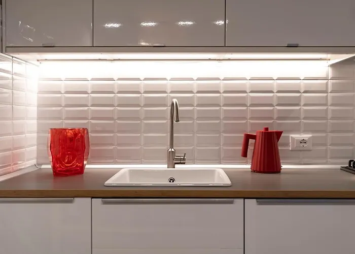 Snug With Private Courtyard M0270422677 Apartment *