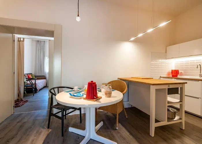 Snug With Private Courtyard M0270422677 Apartment *