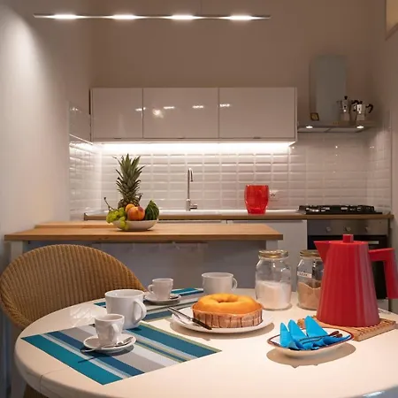 Snug With Private Courtyard M0270422677 Венеция
